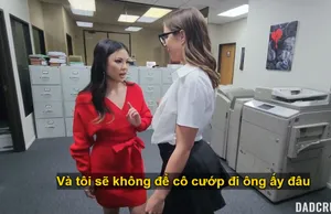 Địt nhau tại lớp học cùng cô giáo vú to lồn rậm