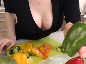 Cho vợ đi địt nhau để lấy tiền trả nợ