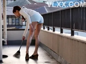 Lén chịch tình nhân xinh đẹp của anh trai