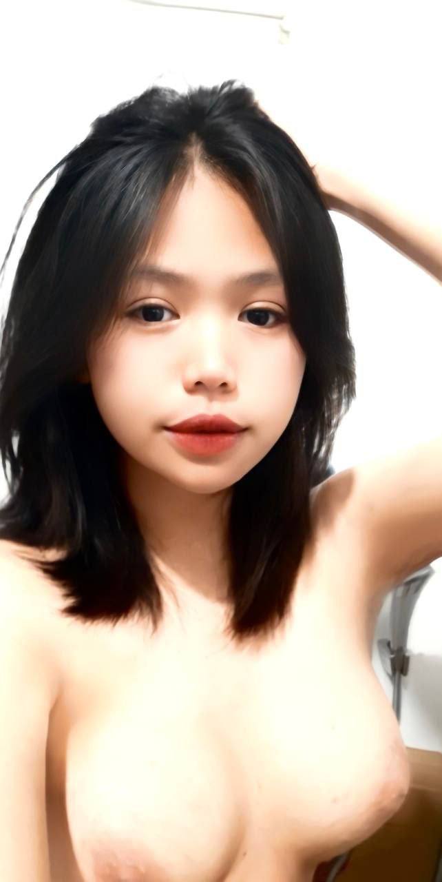 Cô gái mặc đồ xanh giá trị cao quan hệ tình dục, hôn, tán tỉnh, bú cặc, đứng và quan hệ tình dục mạnh mẽ từ phía sau...